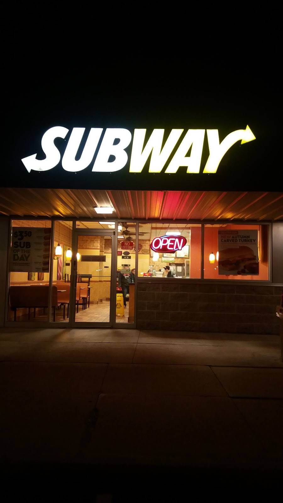 Subway | restaurant | 34 W Pioneer Rd, Fond du Lac, WI 54935, USA | 9209233100 OR +1 920-923-3100