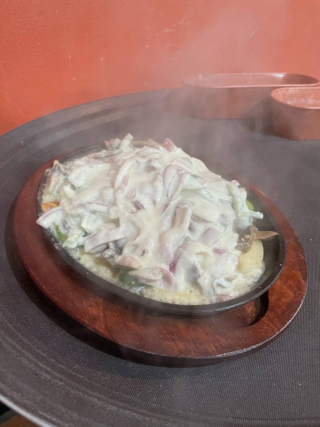 Los Caporales Mexican Restaurant | restaurant | 2802 Hwy 21 East, Paige, TX 78659, USA | 5122530055 OR +1 512-253-0055