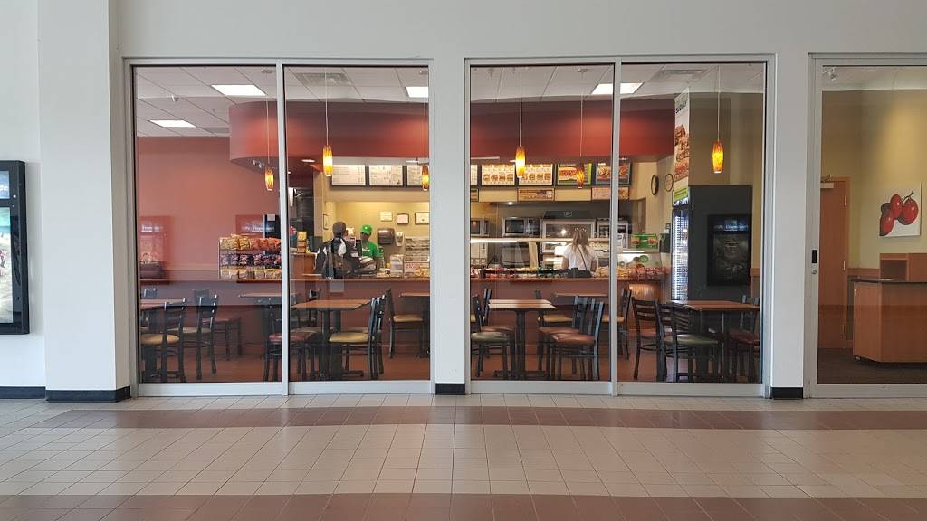 Subway | restaurant | 7814 Boulevard Champlain, LaSalle, QC H8P 1B3, Canada | 5145954949 OR +1 514-595-4949