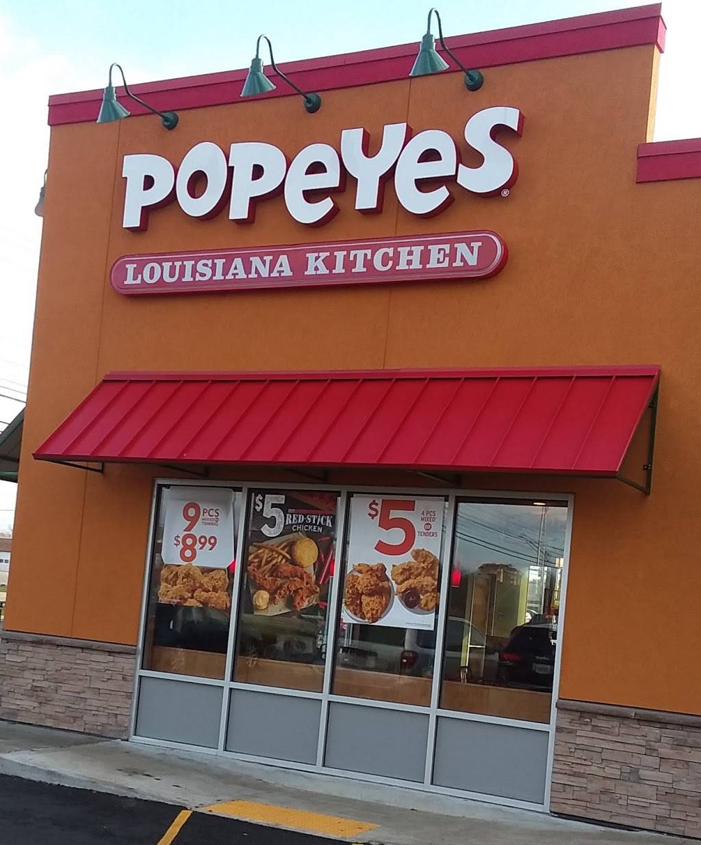 Popeyes Louisiana Kitchen | restaurant | 135 N Hermitage Rd, Hermitage, PA 16148, USA | 7243087690 OR +1 724-308-7690