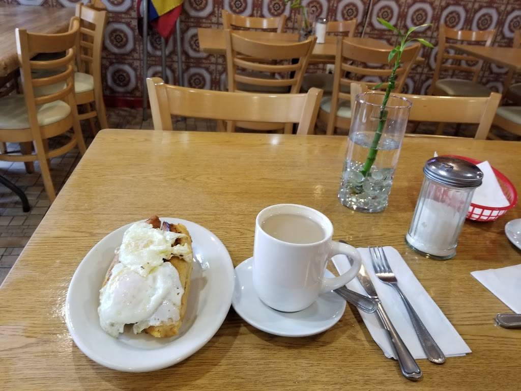 Restaurant Casa Humitas | restaurant | 55 Fleming Ave, Newark, NJ 07105, USA | 9738188940 OR +1 973-818-8940