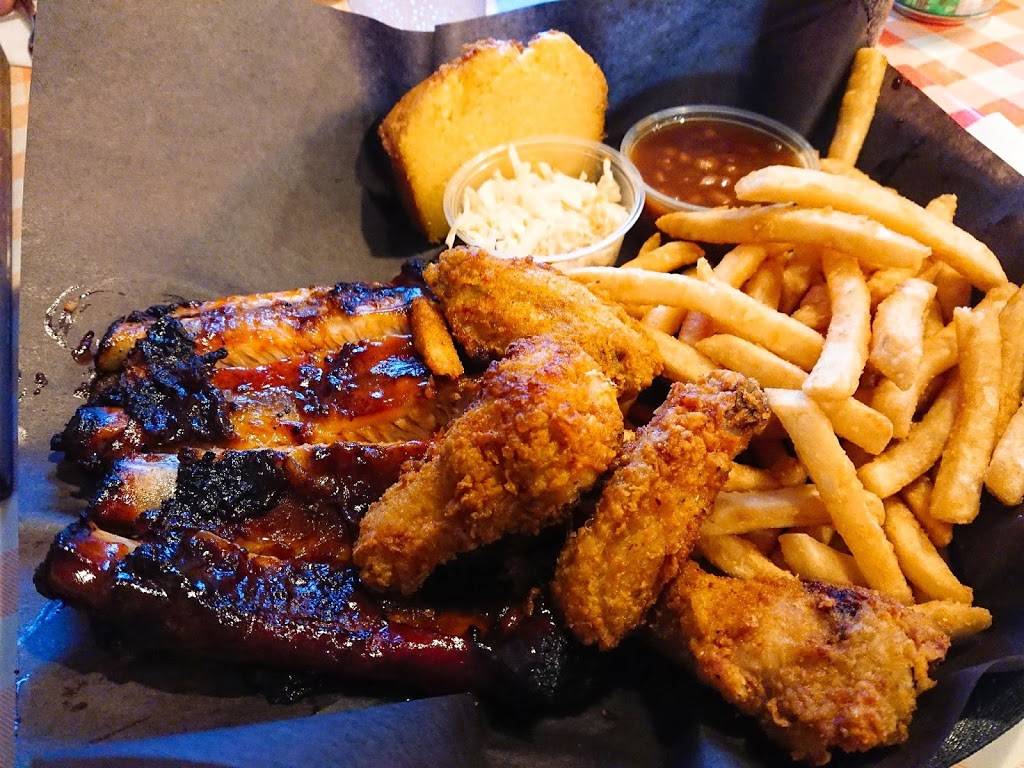 Big Bone BBQ Kanata | restaurant | 701 Eagleson Rd, Kanata, ON K2M 2G1, Canada | 6134355453 OR +1 613-435-5453