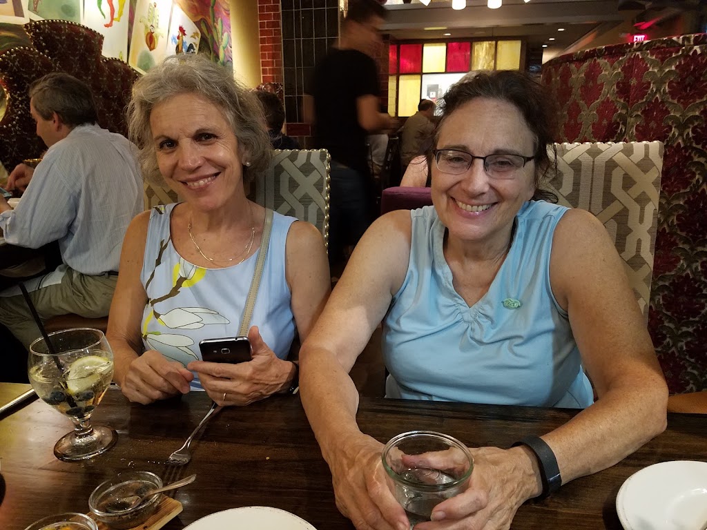 Guidos Trattoria and Bar | restaurant | 482 Moody St, Waltham, MA 02453, USA | 7814722628 OR +1 781-472-2628