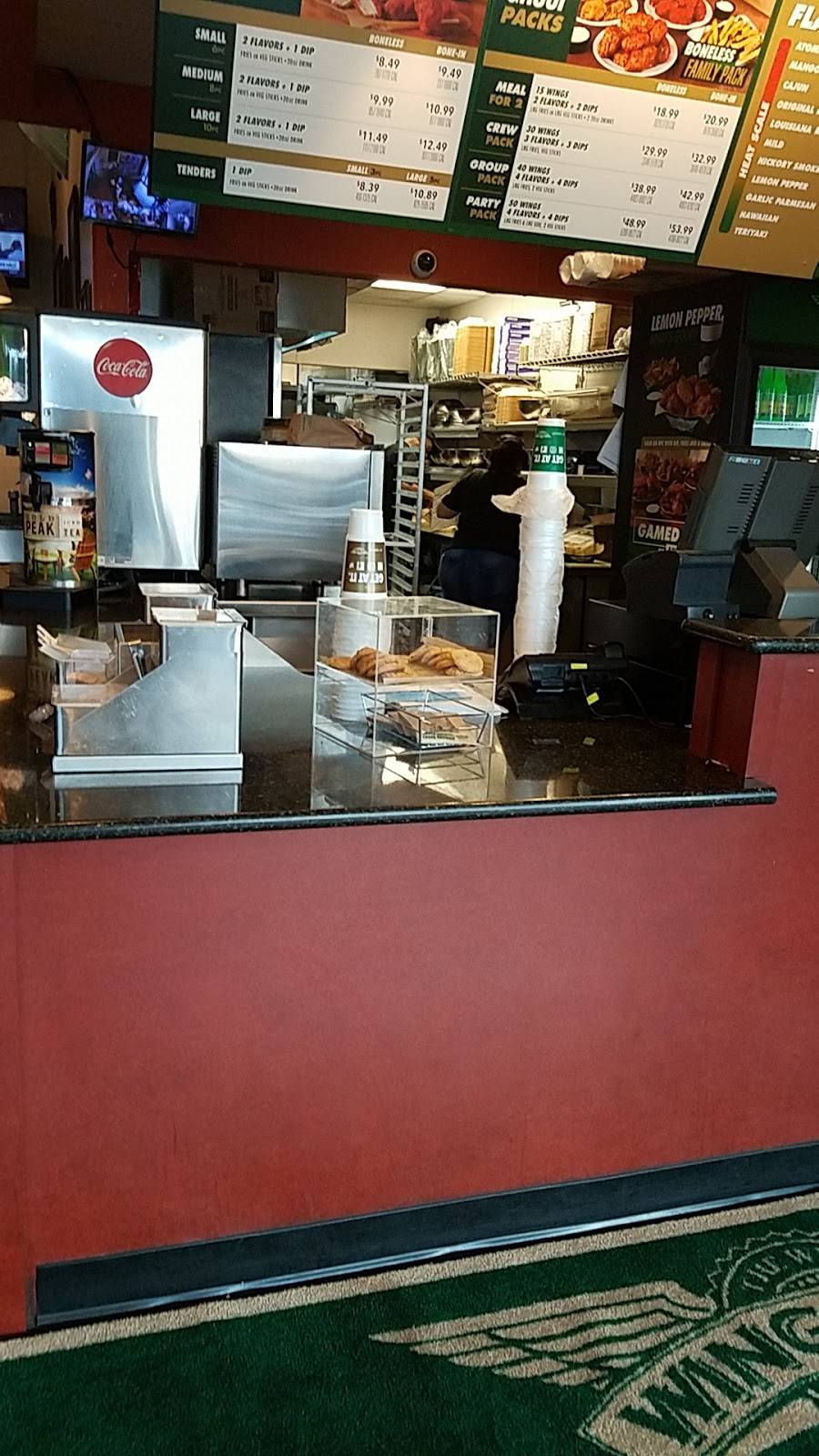 Wingstop | restaurant | 17707 Torrence Ave, Lansing, IL 60438, USA | 7084188880 OR +1 708-418-8880