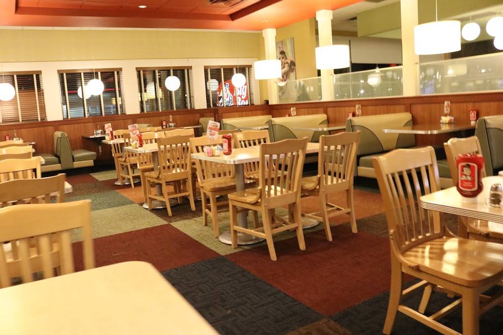 Frischs Big Boy | restaurant | 3226 Central Pkwy, Cincinnati, OH 45225, USA | 5135590555 OR +1 513-559-0555