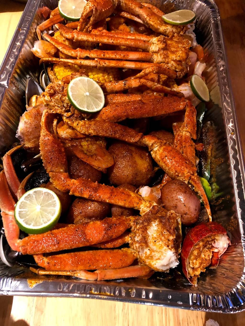 The Juicy Seafood | restaurant | 2690 Eastern Blvd, Montgomery, AL 36117, USA | 3346762202 OR +1 334-676-2202