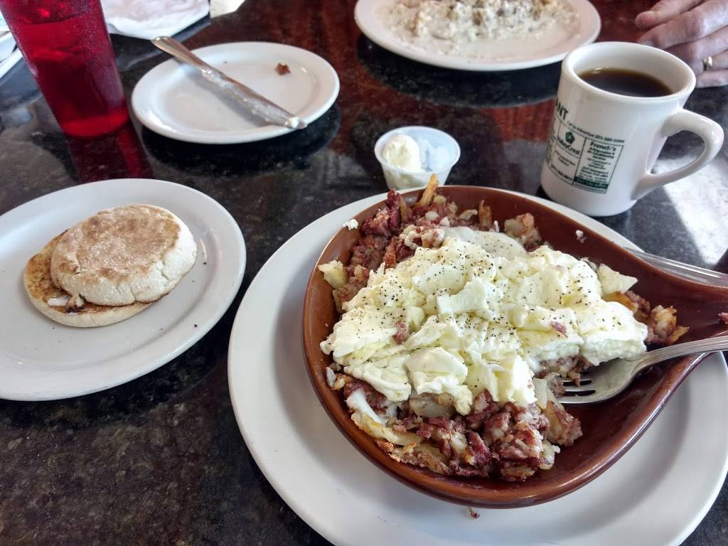 Judys Restaurant | restaurant | 9516 Cortez Rd W, Bradenton, FL 34210, USA | 9417956222 OR +1 941-795-6222