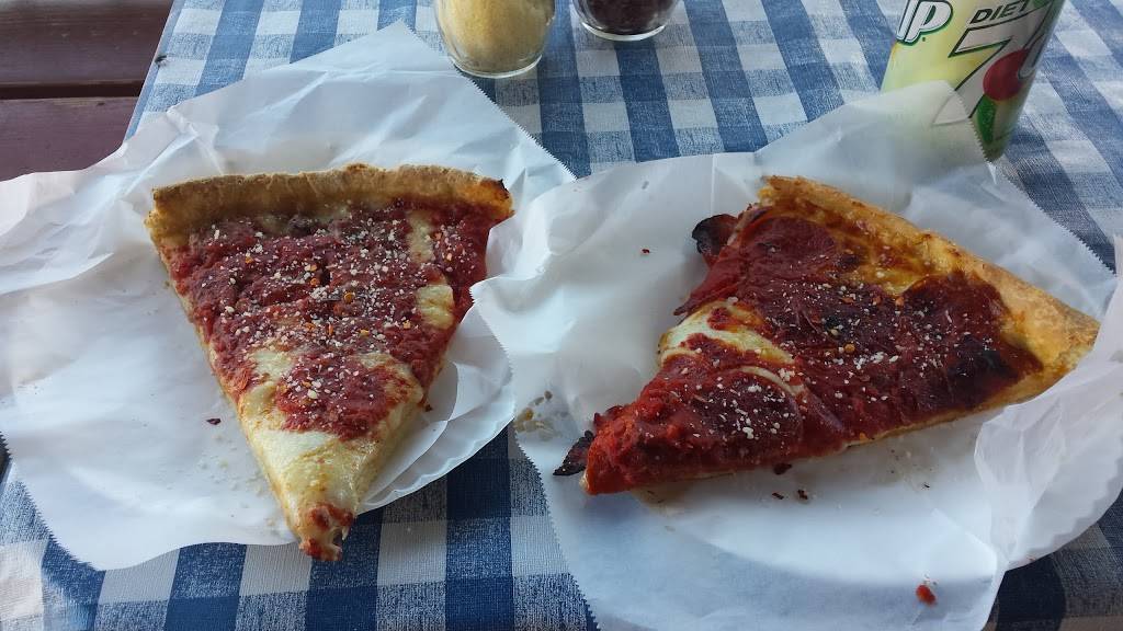 Leftys Chicago Pizzeria | restaurant | 3448 30th St, San Diego, CA 92104, USA | 6192951720 OR +1 619-295-1720