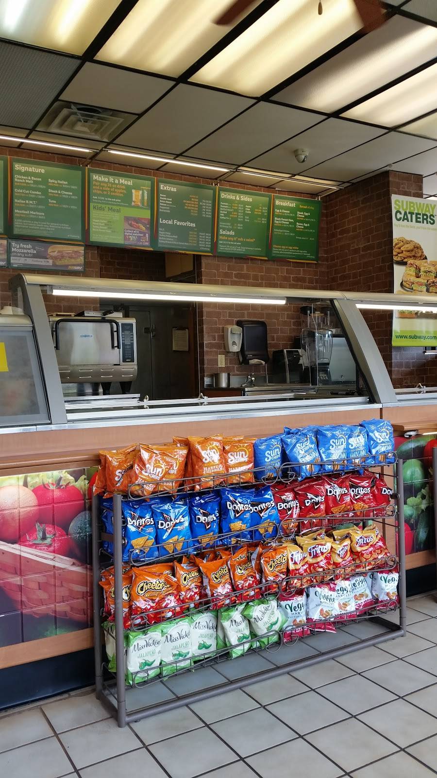 Subway | restaurant | 417 Boston Post Rd, West Haven, CT 06516, USA | 2039341616 OR +1 203-934-1616