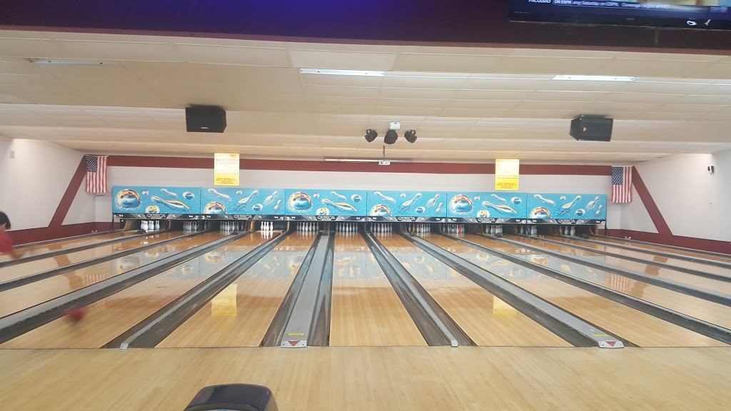 Lehigh Lanes | night club | 1244 Business Way, Lehigh Acres, FL 33936, USA | 2393695817 OR +1 239-369-5817