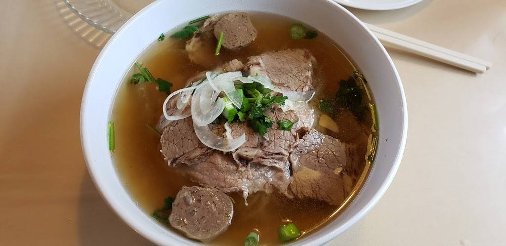 Pho 85 Noodle House, LLC (Rogers, AR) | restaurant | 104 N 12th St, Rogers, AR 72756, USA | 4796362250 OR +1 479-636-2250
