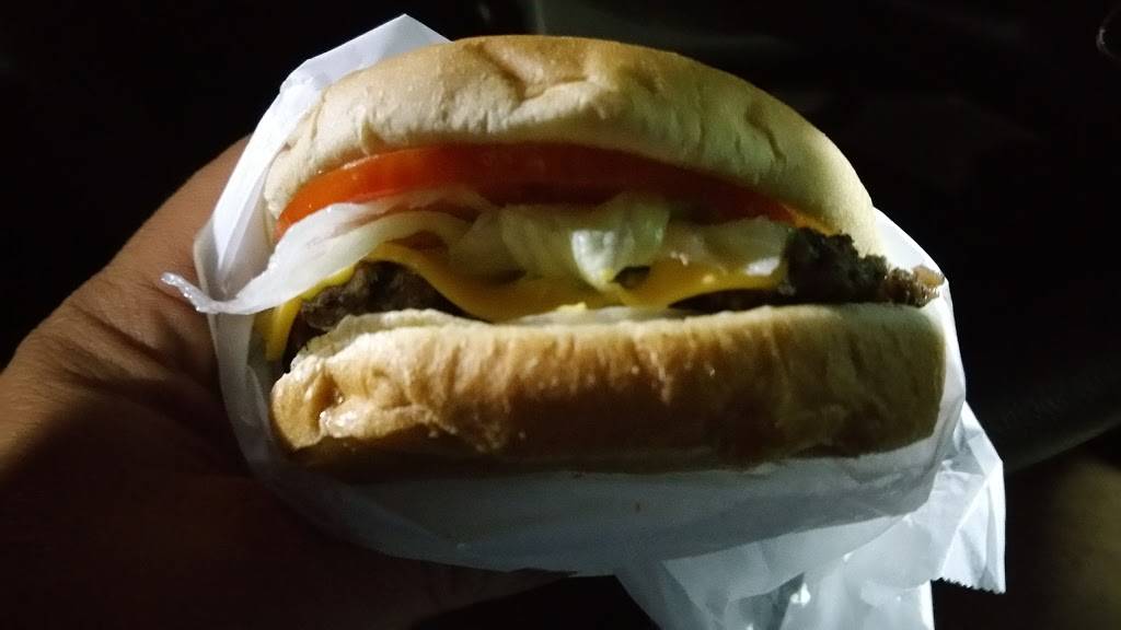 Shake Shack | restaurant | 3460 Waterlevel Hwy, Cleveland, TN 37323, USA | 4234722200 OR +1 423-472-2200