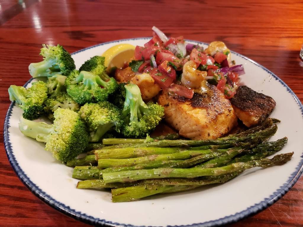 Red Lobster | restaurant | 50740 Valley, Center St, St Clairsville, OH 43950, USA | 7406990344 OR +1 740-699-0344