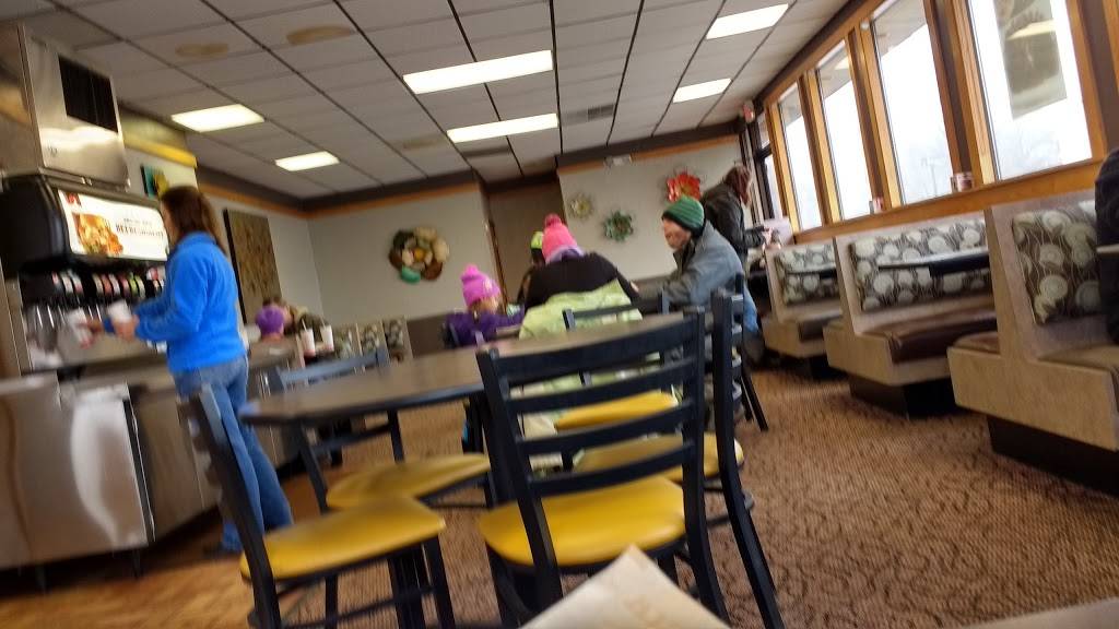 Arbys | restaurant | 1510 S Saginaw Rd, Midland, MI 48640, USA | 9898353851 OR +1 989-835-3851