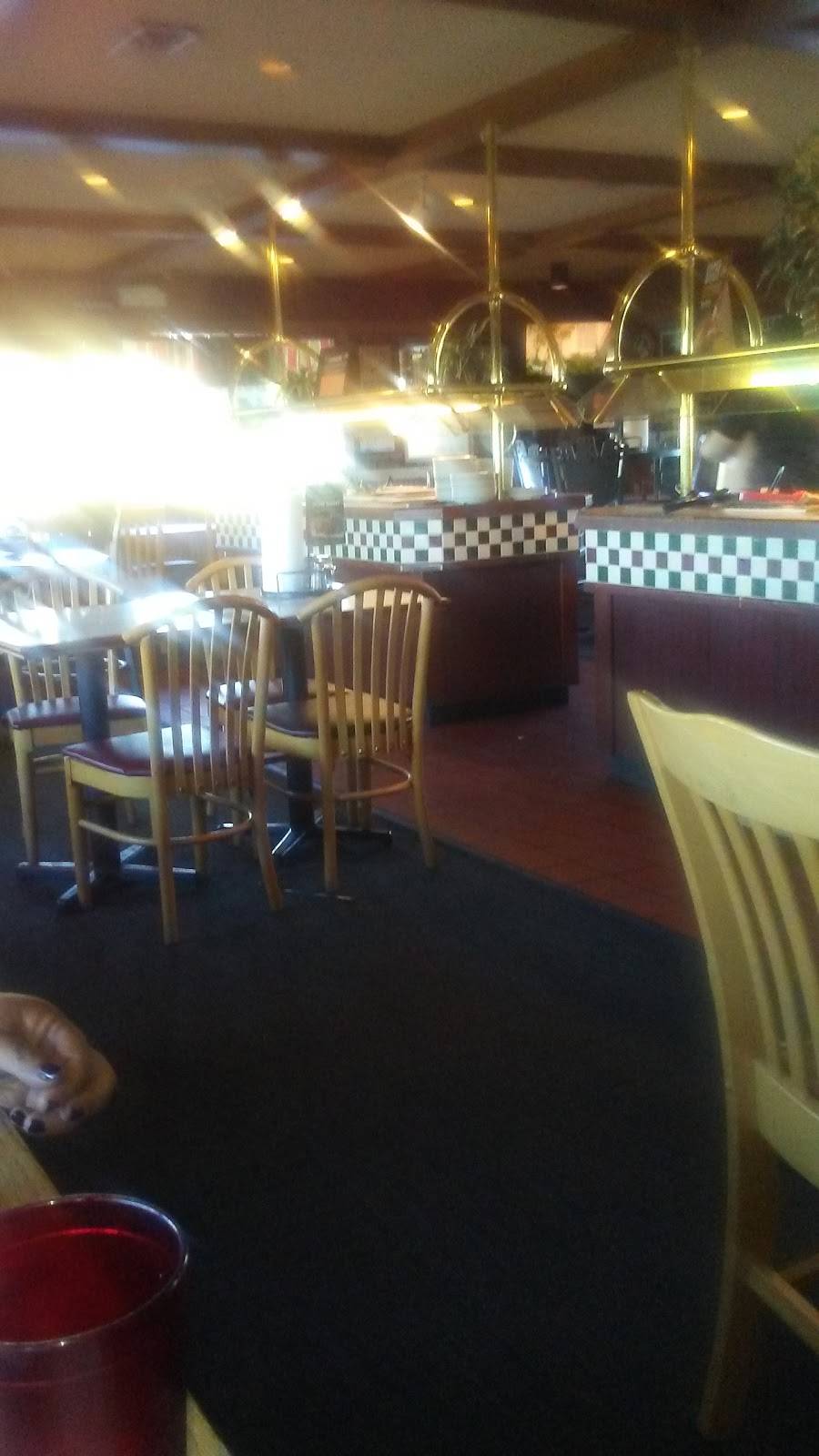 Pizza Hut | meal takeaway | 1519 S Main St, Red Bud, IL 62278, USA | 6182826642 OR +1 618-282-6642