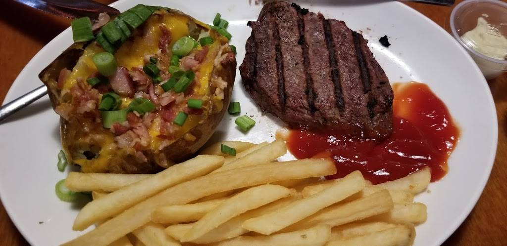 Eagle Grill & Oyster Bar | restaurant | 4636 Jog Rd, Greenacres, FL 33467, USA | 5619640009 OR +1 561-964-0009