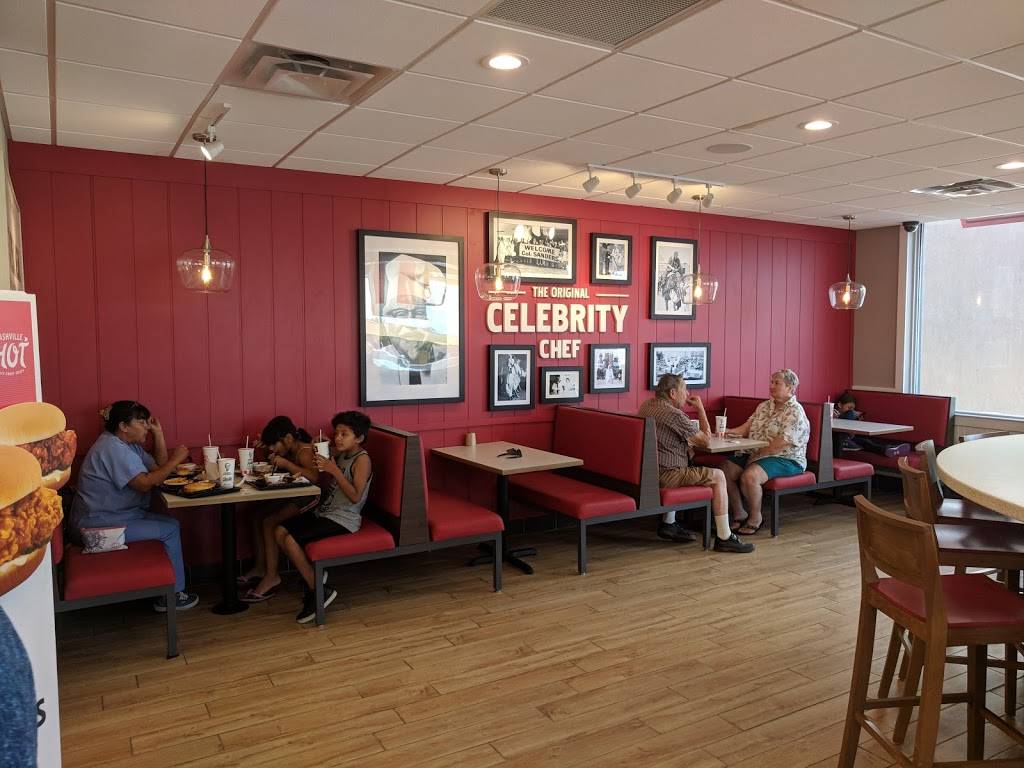 KFC | restaurant | 2424 N Main St, Las Cruces, NM 88001, USA | 5755230662 OR +1 575-523-0662