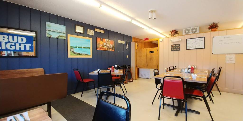 Brandon & Lauras Cafe | restaurant | 11 Seal Cove Rd, Southwest Harbor, ME 04679, USA | 2072445551 OR +1 207-244-5551