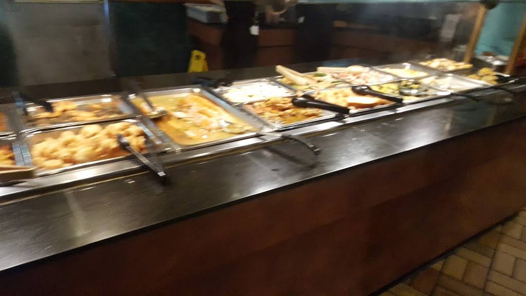 Crystal Garden | restaurant | 747 Old Country Rd, Riverhead, NY 11901, USA | 6312080101 OR +1 631-208-0101