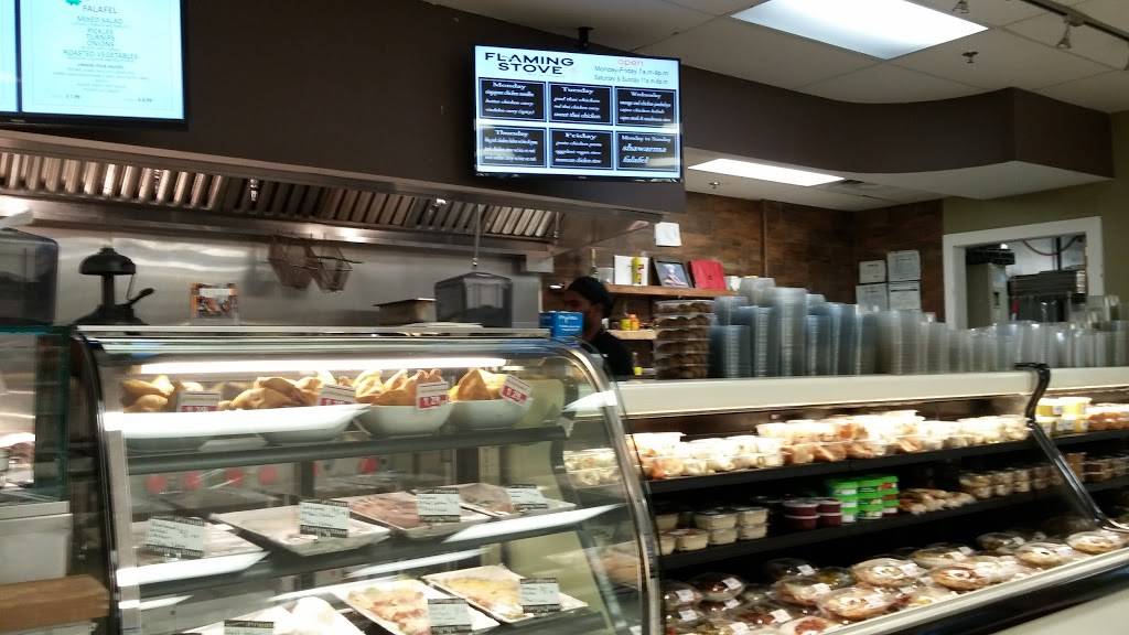 Flaming Stove | restaurant | 21 Davisville Ave, Toronto, ON M4S 1G3, Canada | 4166445051 OR +1 416-644-5051