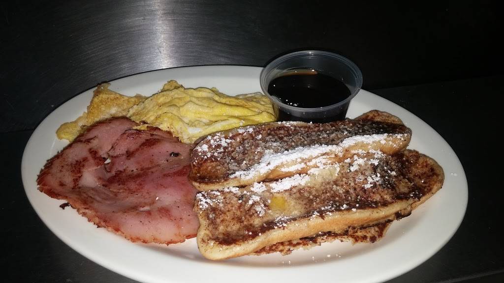 Famous Uncle Als Hot Dogs | restaurant | 151 Granby St, Norfolk, VA 23510, USA | 7576258319 OR +1 757-625-8319