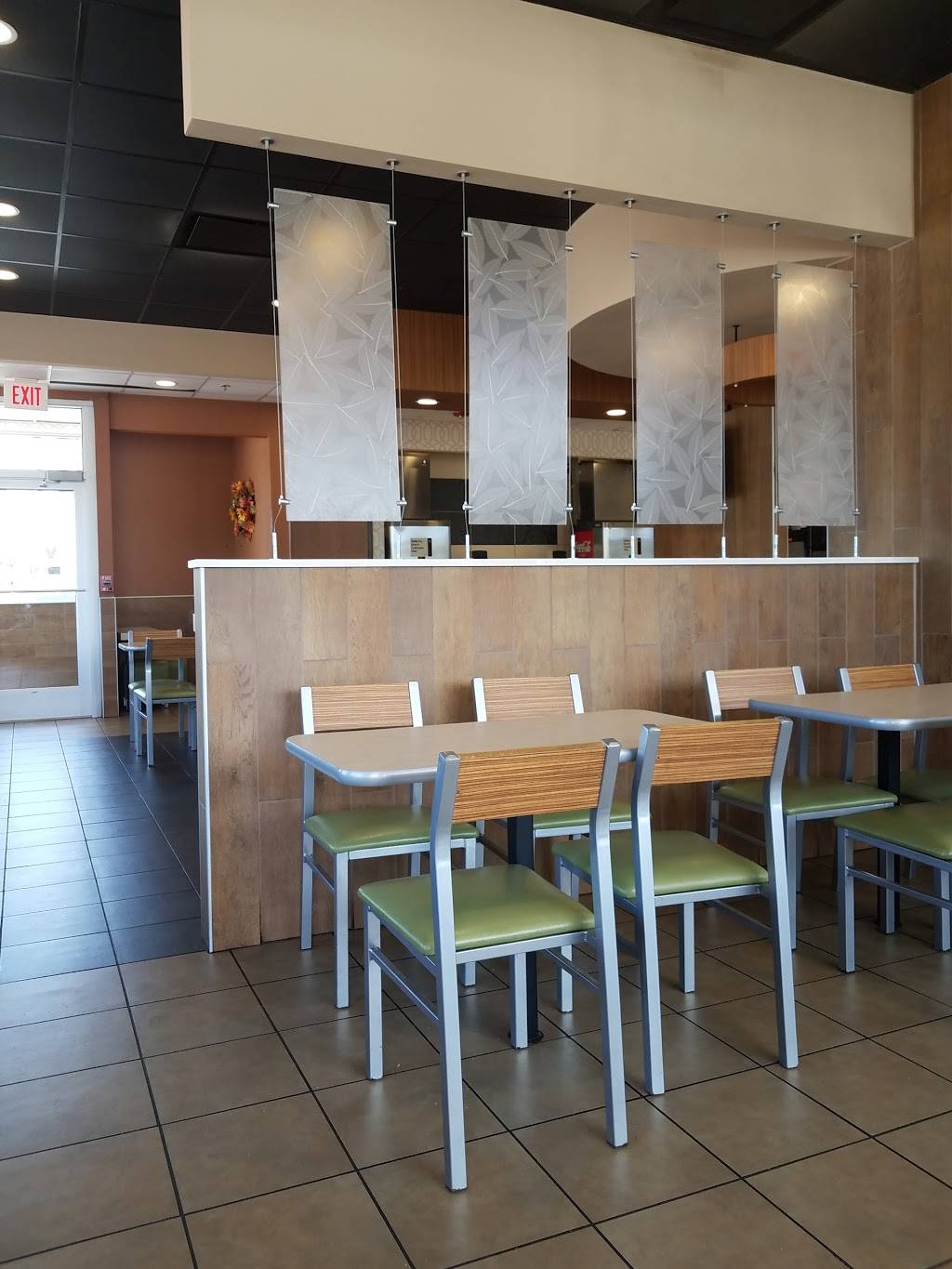 McDonalds | cafe | 890 N Main St, Woodruff, SC 29388, USA | 8644760424 OR +1 864-476-0424