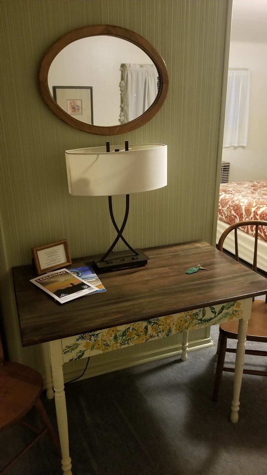 The Foothills Cafe & Motel | cafe | 7097 S Dunns Farm Rd, Maple City, MI 49664, USA | 2313343495 OR +1 231-334-3495