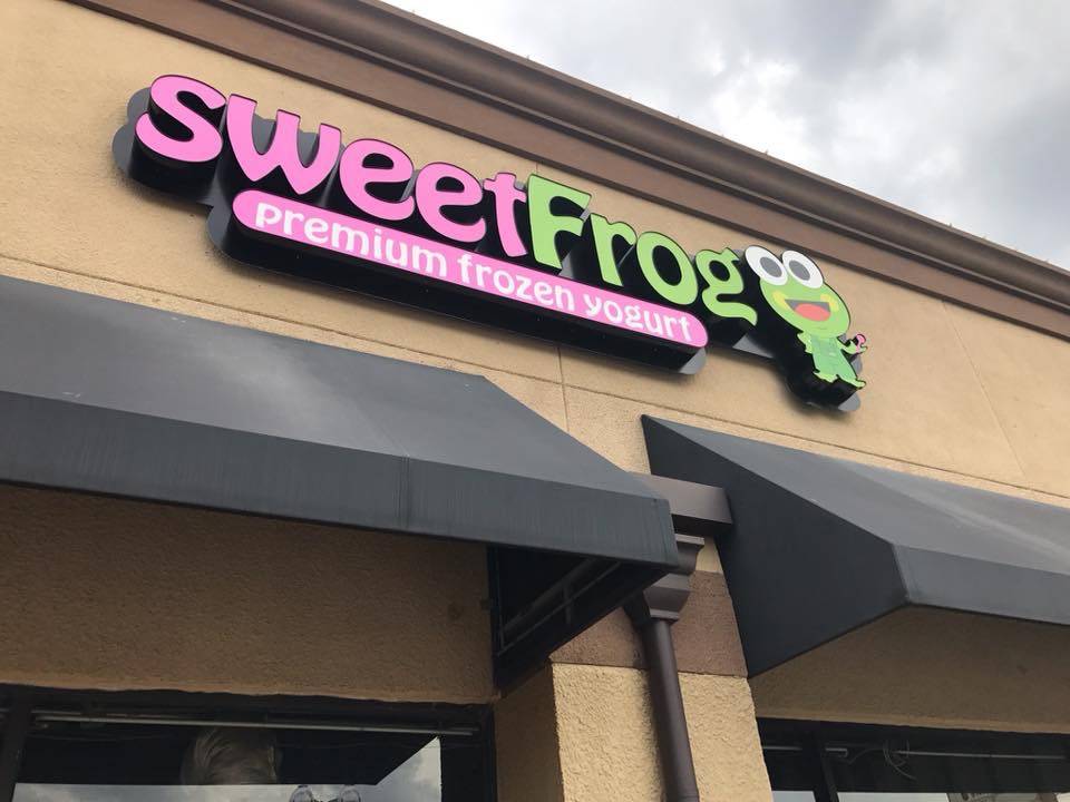 Sweet Frog |  | 1437-1461 W Belt Line Rd, Richardson, TX 75080, USA | 4699066199 OR +1 469-906-6199