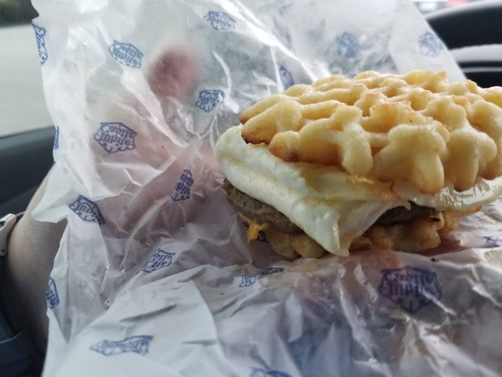 White Castle | restaurant | 2212 State Hwy K, OFallon, MO 63368, USA | 6362402015 OR +1 636-240-2015
