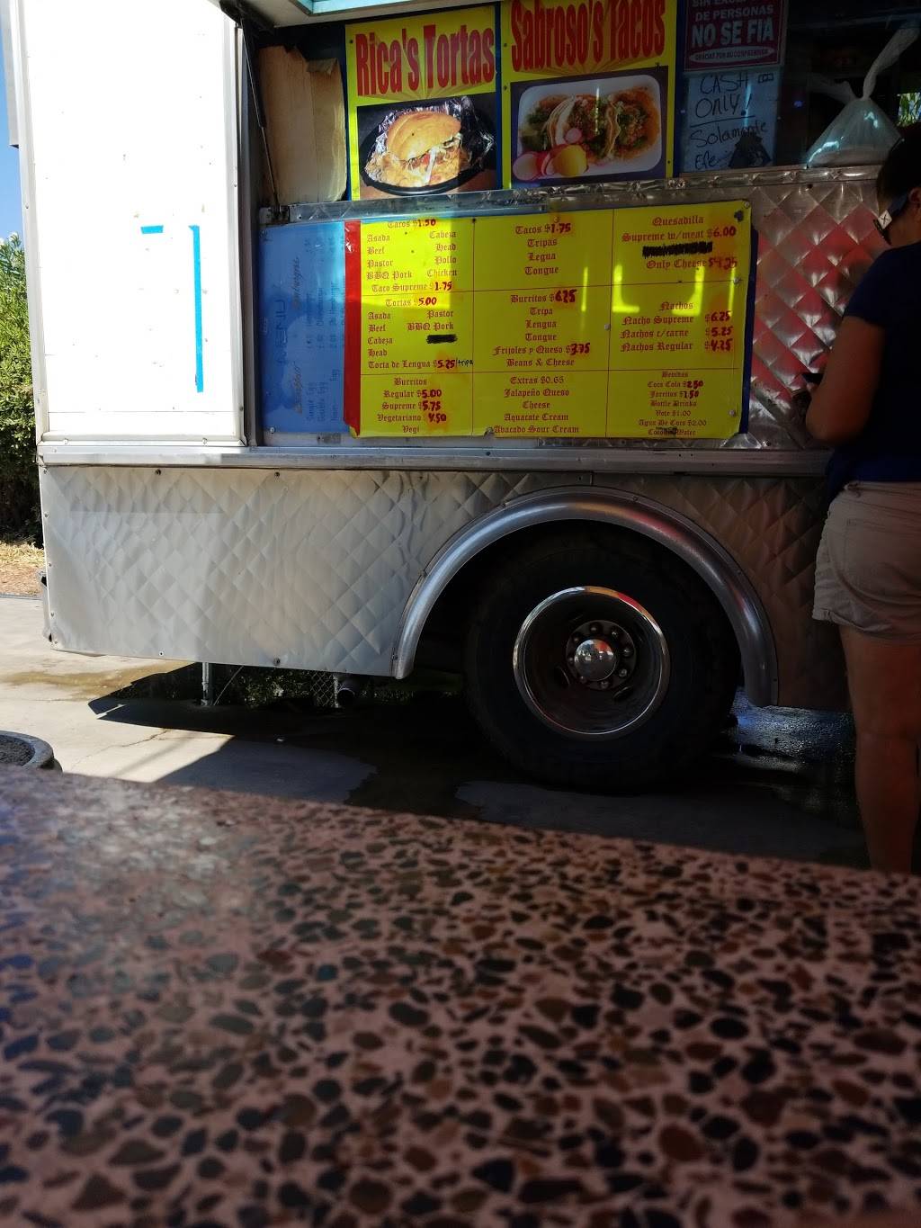 Los Serranos | restaurant | 7260 Walnut Ave, Winton, CA 95388, USA | 2099475674 OR +1 209-947-5674