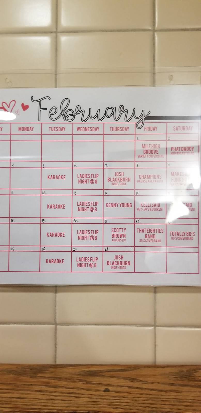 Winstons Pub & Grill | restaurant | 8101 E Belleview Ave, Denver, CO 80237, USA | 3035772790 OR +1 303-577-2790