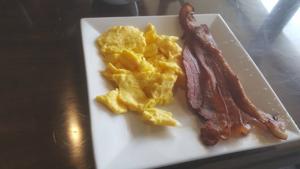 Eddies Diner | cafe | 4709 W Parker Rd #425, Plano, TX 75093, USA | 4699312353 OR +1 469-931-2353