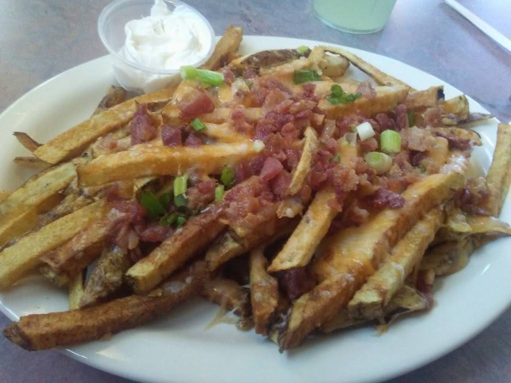 MAHD House Bar & Grille | restaurant | 1244, 41573 N Ridge Rd, Elyria, OH 44035, USA | 4402408577 OR +1 440-240-8577