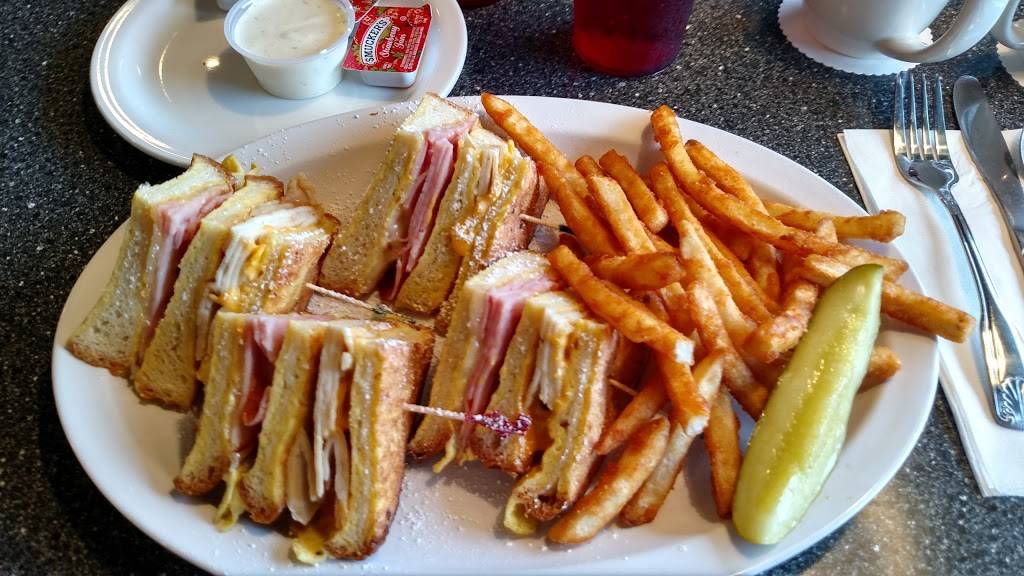 Cattins Family Dining | restaurant | 105 9th Ave SW, Puyallup, WA 98371, USA | 2538483494 OR +1 253-848-3494