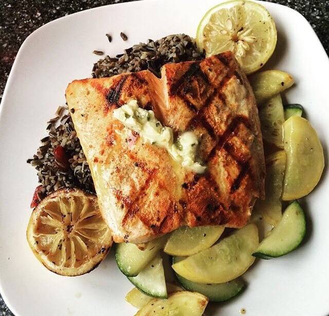 Lone Oak Grill | restaurant | 3010 Eagandale Pl, Eagan, MN 55121, USA | 6517892081 OR +1 651-789-2081