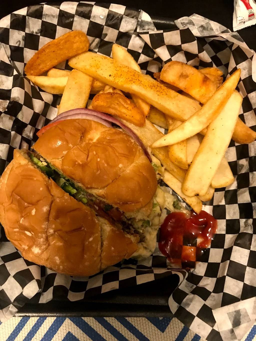 Uno Mas Cantina | restaurant | 1327 E Chandler Blvd ste#107, Phoenix, AZ 85048, USA | 4806596666 OR +1 480-659-6666