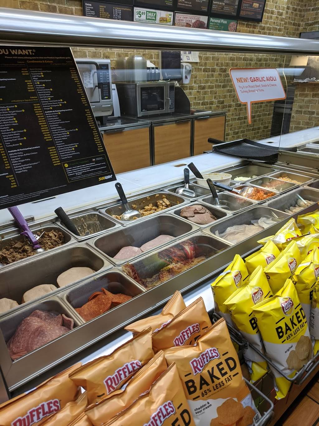 Subway | restaurant | 2181 Nolensville Pike, Nashville, TN 37211, USA | 6152563604 OR +1 615-256-3604