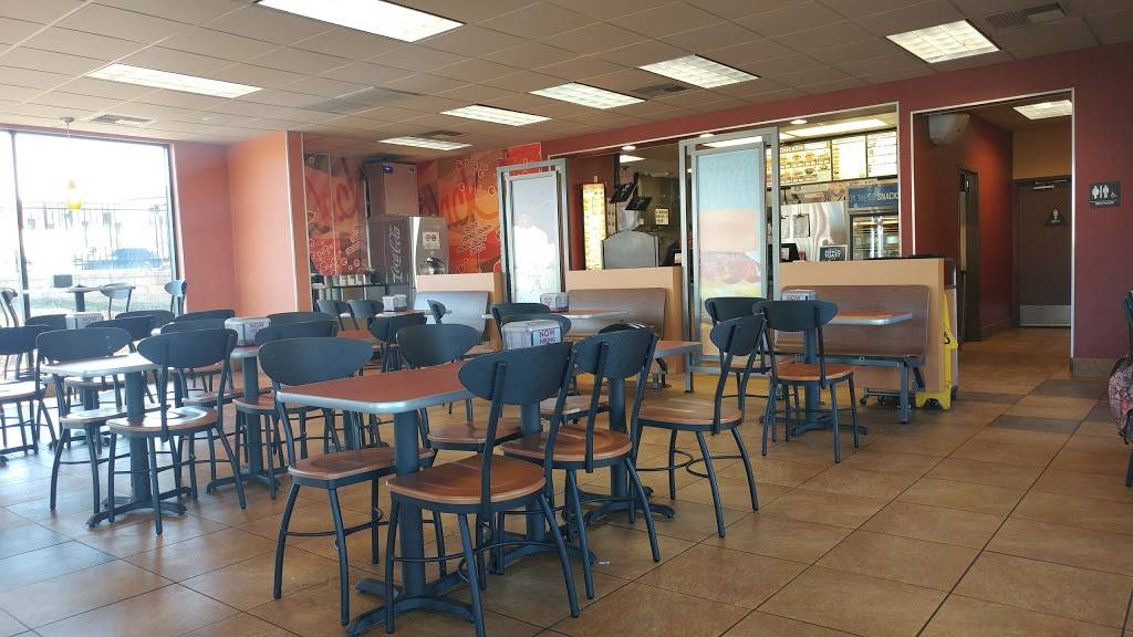 Jack in the Box | restaurant | 1992 Wentzville Pkwy, Wentzville, MO 63385, USA | 6363322277 OR +1 636-332-2277