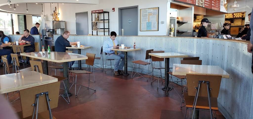 Chipotle Mexican Grill | restaurant | 12073 E Arapahoe Rd #160, Centennial, CO 80112, USA | 3037081733 OR +1 303-708-1733