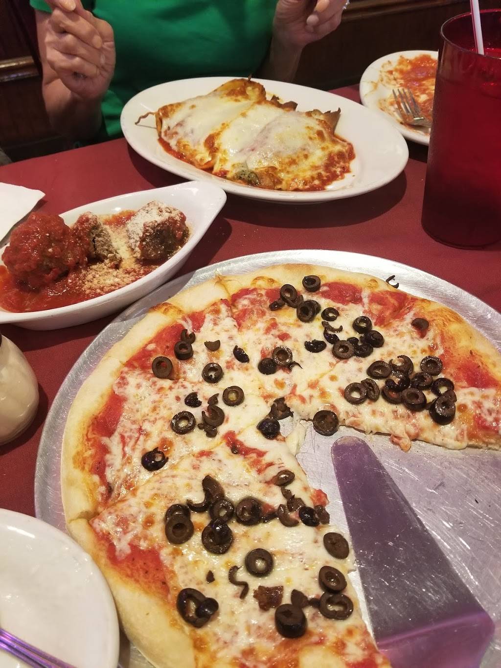 Sals Pizza & Restaurant | restaurant | 2525 Wycliff Ave, Dallas, TX 75219, USA | 2145221828 OR +1 214-522-1828