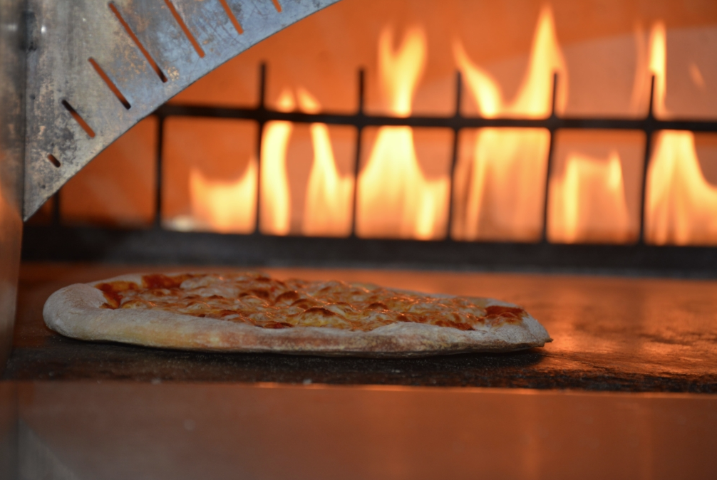 TAPS Brewery + Kitchen | restaurant | 23741 La Palma Ave, Yorba Linda, CA 92887, USA | 7144625603 OR +1 714-462-5603