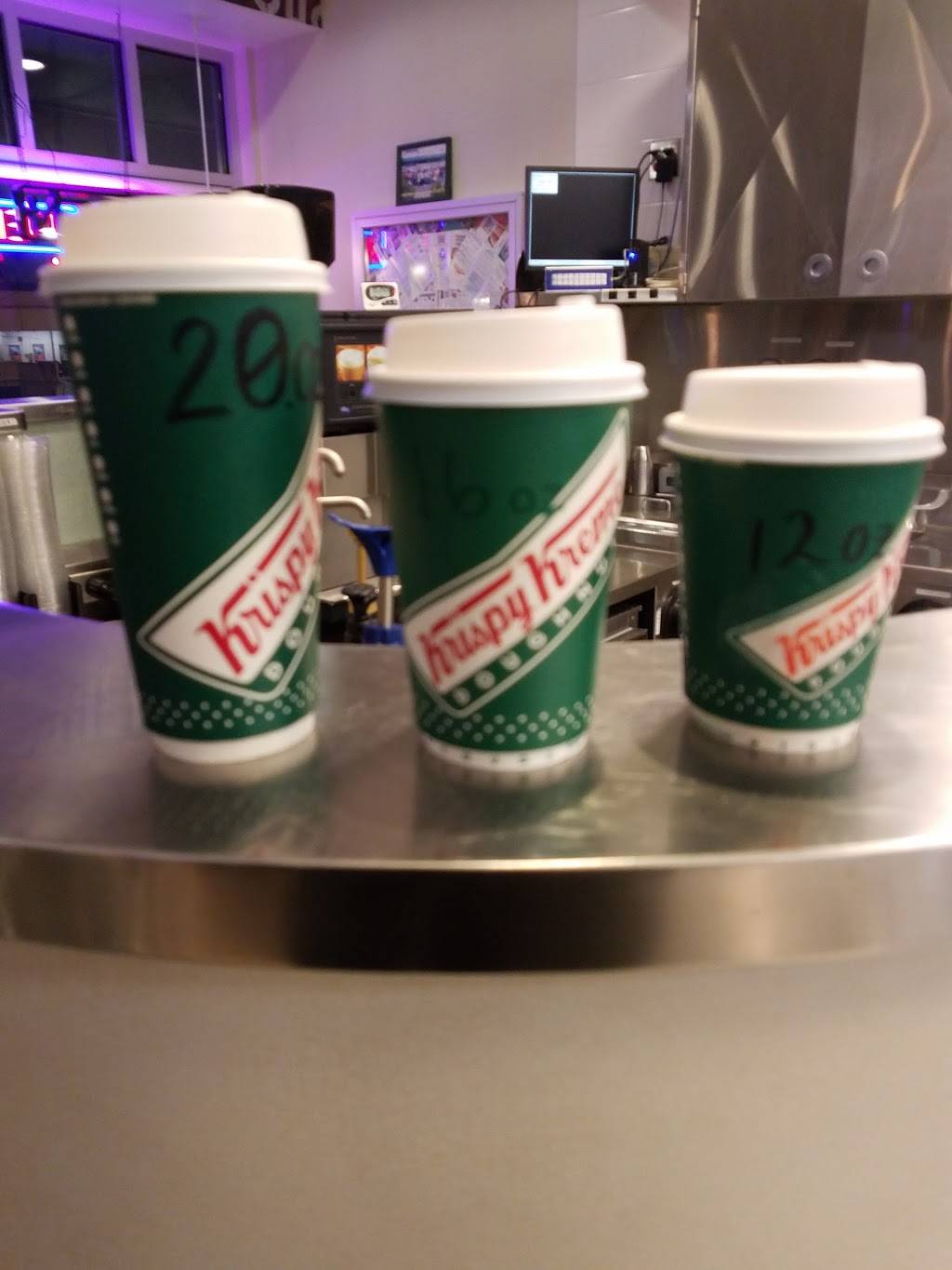 Krispy Kreme | bakery | 12505 Aurora Ave N, Seattle, WA 98133, USA | 2064401900 OR +1 206-440-1900