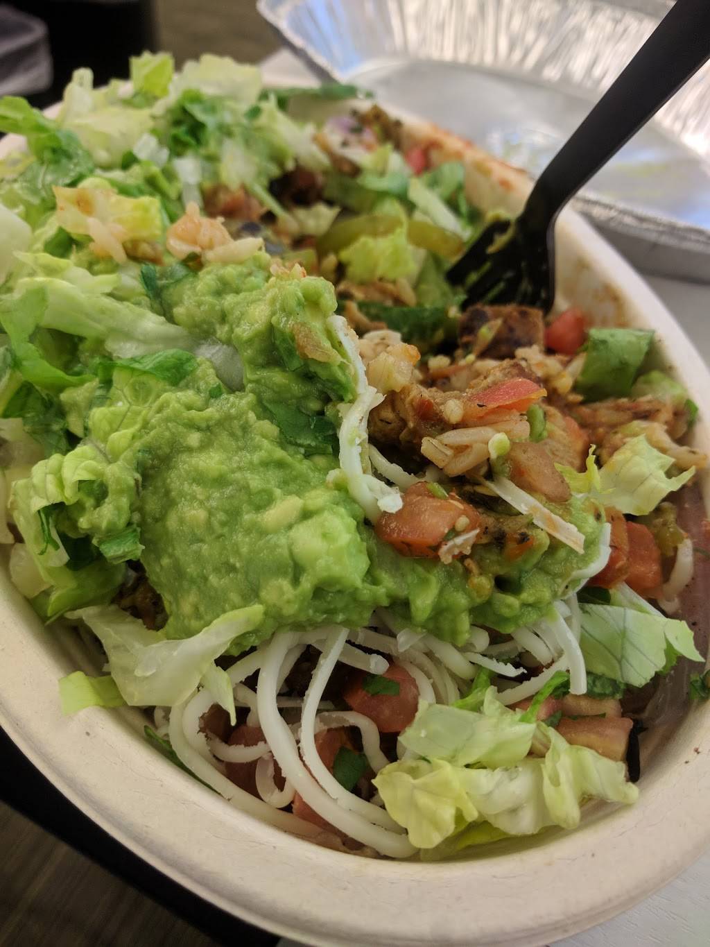 Chipotle Mexican Grill | restaurant | 9010 E Talking Stick Way, Scottsdale, AZ 85250, USA | 4802705370 OR +1 480-270-5370