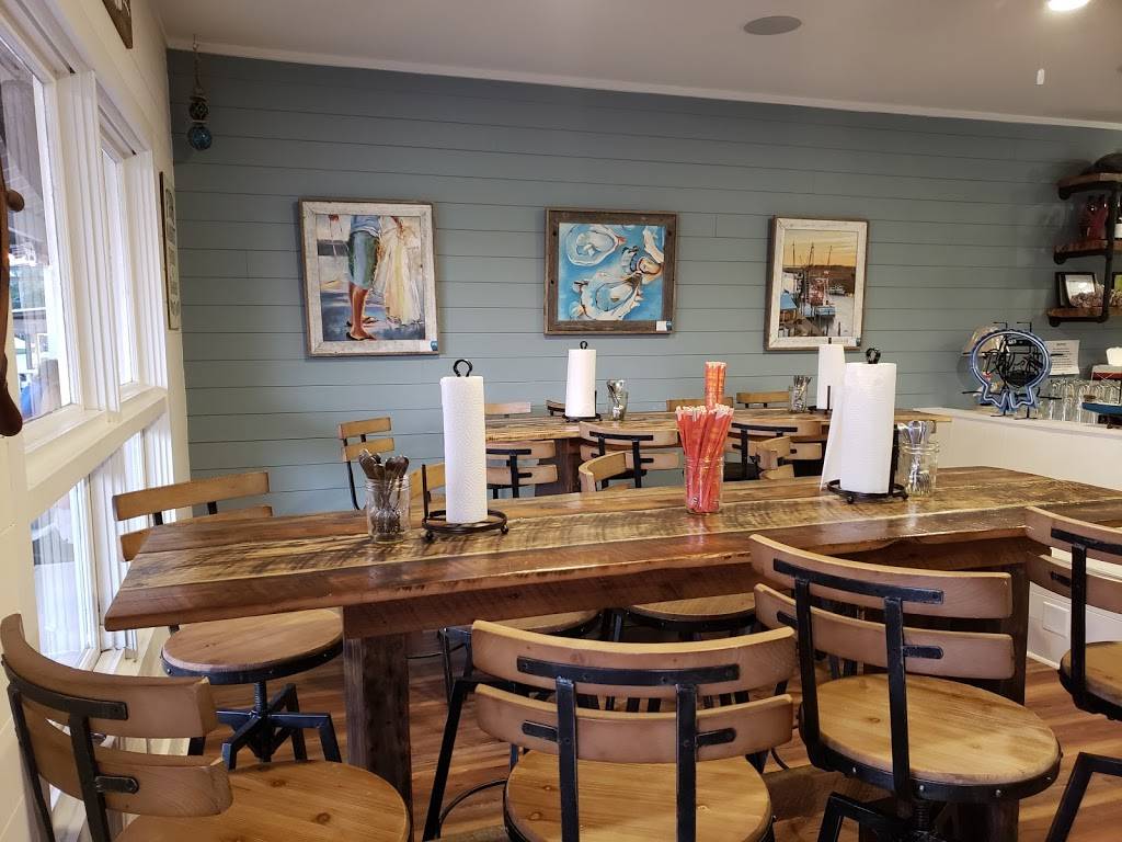 Pier 22 | restaurant | 2213 Middle St building c suite 2, Sullivans Island, SC 29482, USA | 8436373060 OR +1 843-637-3060