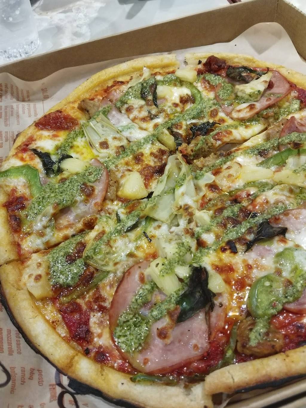 Blaze Pizza | meal takeaway | Illini Union, 1401 W Green St, Urbana, IL 61801, USA | 2178032040 OR +1 217-803-2040