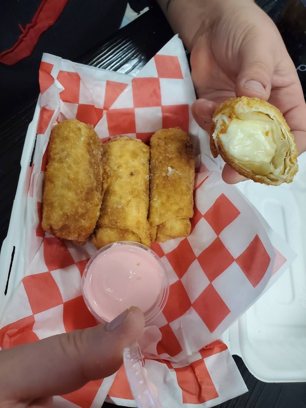 Off The Wall Sandwich Company | restaurant | 4068 N Buffalo St, Orchard Park, NY 14127, USA | 7167408855 OR +1 716-740-8855