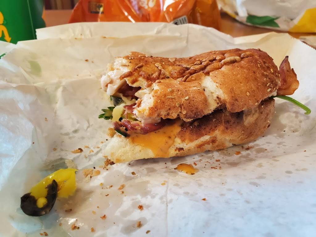 Subway | meal takeaway | 25791 E Smoky Hill Rd Suite 30, Aurora, CO 80016, USA | 3036995810 OR +1 303-699-5810