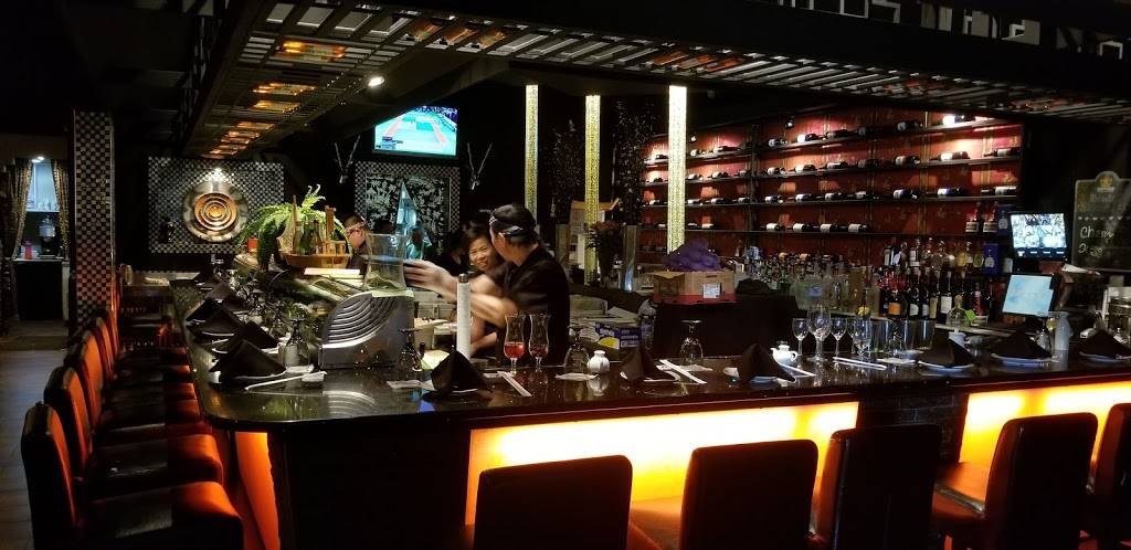 woow sushi | restaurant | 19826 South La Grange Road, Frankfort, IL 60423, USA | 8154695189 OR +1 815-469-5189