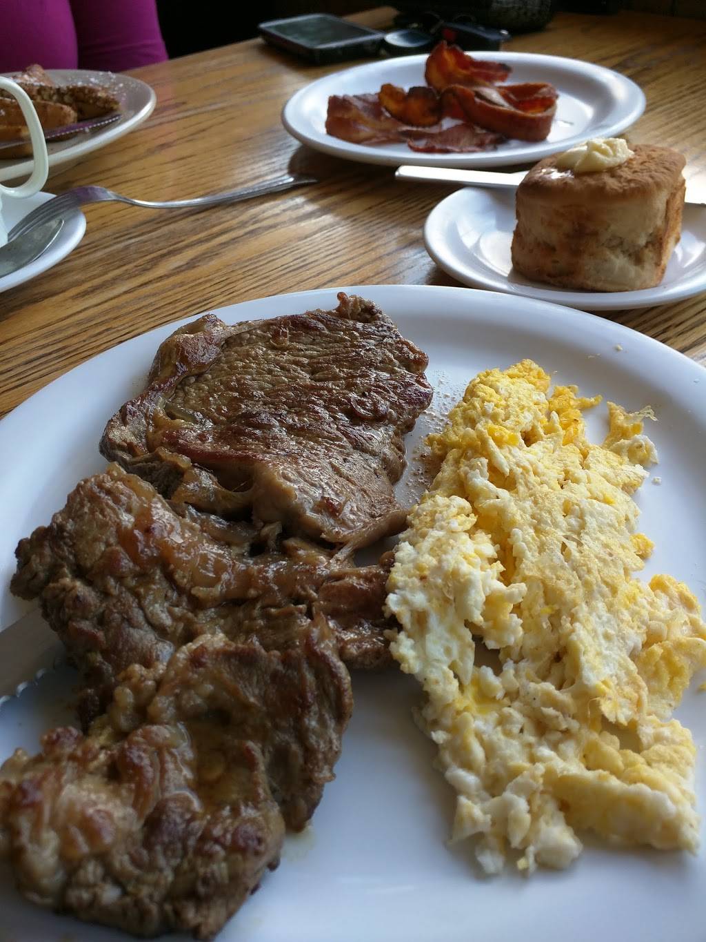 Torries Restaurant | restaurant | 700 V St NW, Washington, DC 20001, USA | 2024623700 OR +1 202-462-3700