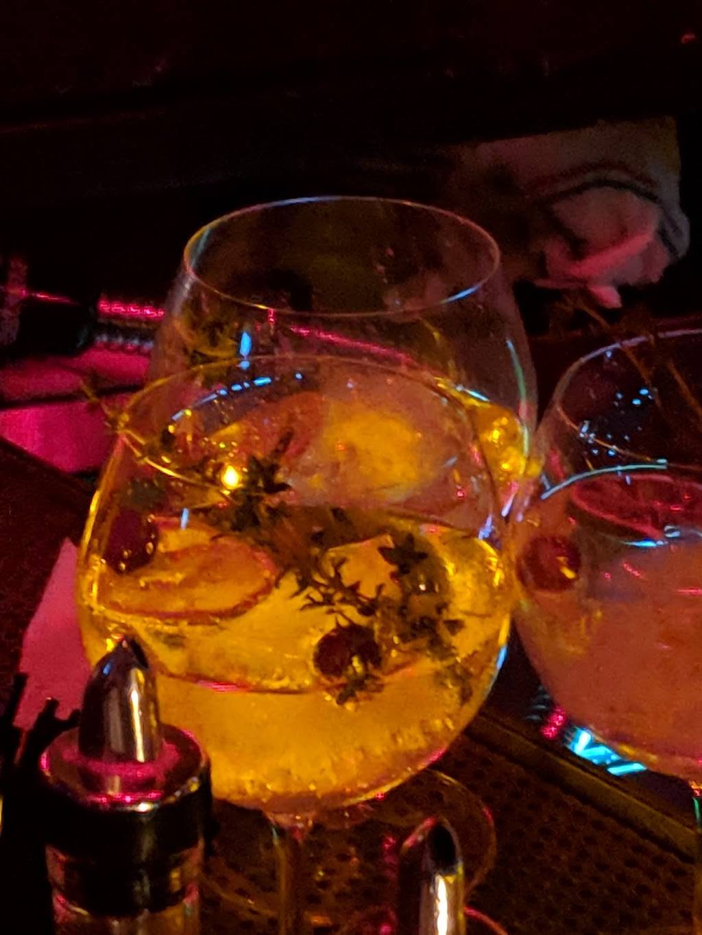 The Ashford | restaurant | 145 Newark Ave, Jersey City, NJ 07302, USA | 2013569956 OR +1 201-356-9956